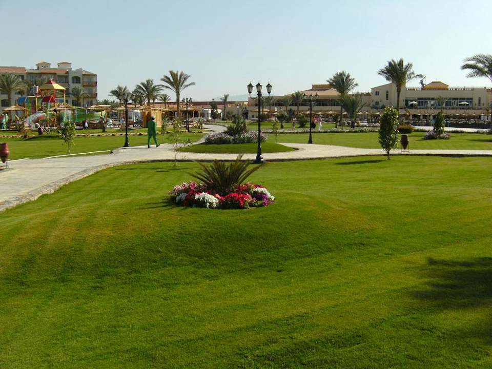 Gartenanlage Pickalbatros Dana Beach Resort - Hurghada