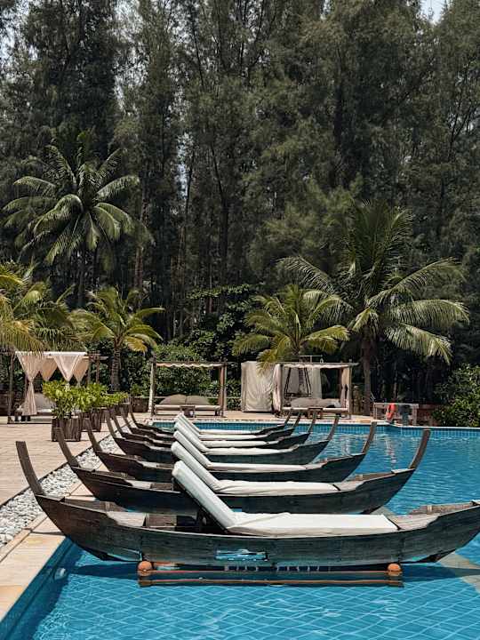 Pool Santhiya Phuket Natai Resort & Spa