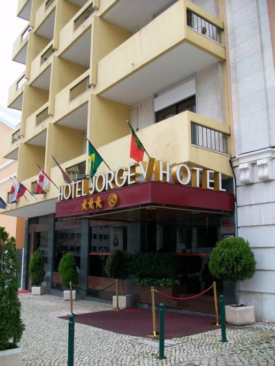 Eingang Hotel Jorge V
