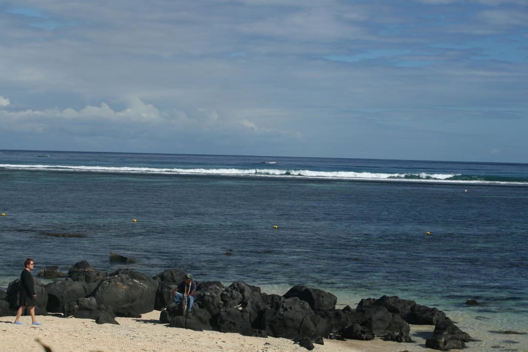 Hotelstrand mit Steinen Victoria Beachcomber Resort & Spa