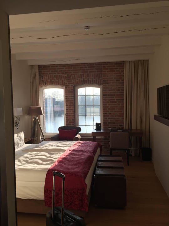 Zimmer mit Hafenblick Hotel Hafenspeicher