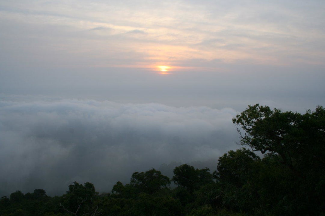 Ausblick vom Zimmer bei Sonnenaufgang Mountain Top Hotel