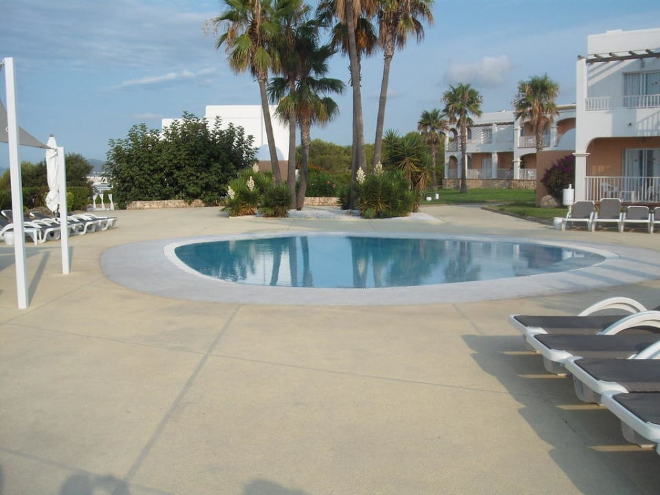 Poolanlage Destino Pacha Ibiza Resort - Adults only