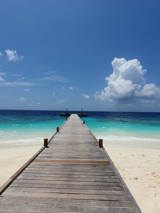 Strand Mirihi Island Resort
