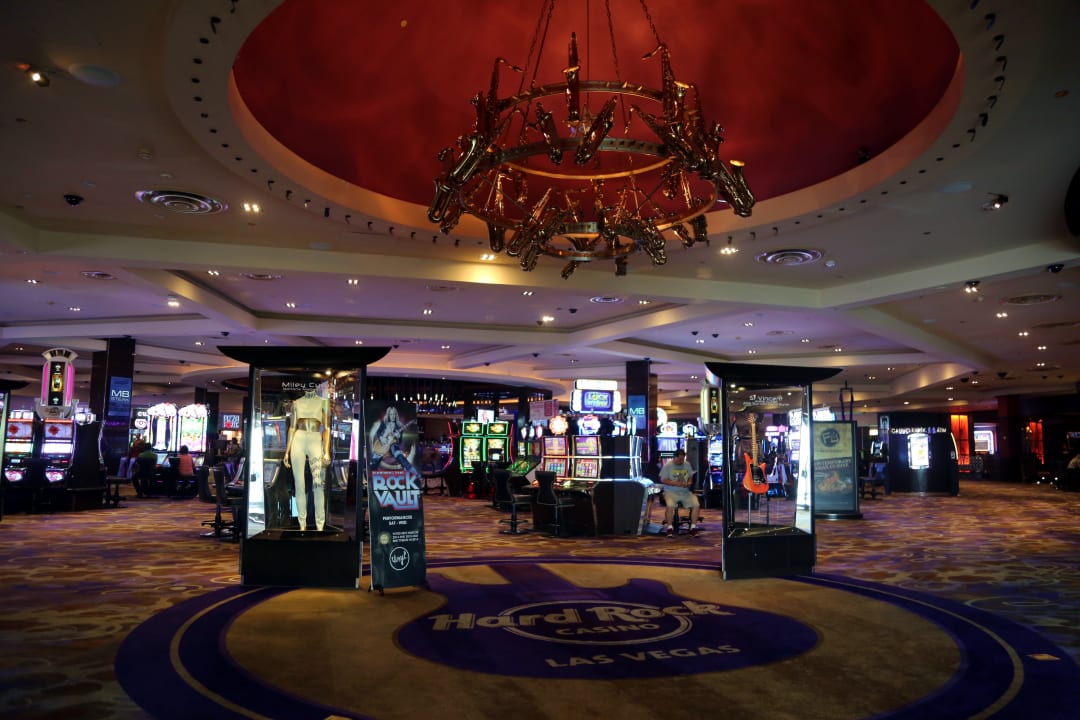 Lobby Virgin Hotels Las Vegas, Curio Collection by Hilton