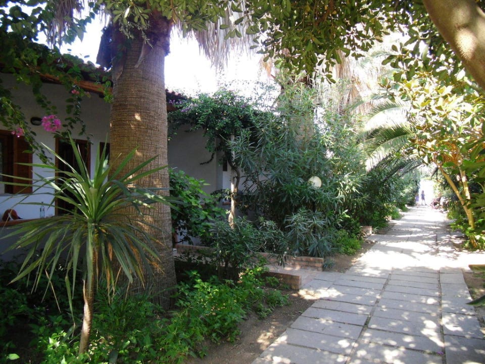 Weg zum Strand Villaggio Torre Ruffa Robinson