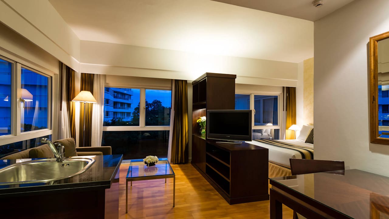 Studio Room RCG Suites Pattaya