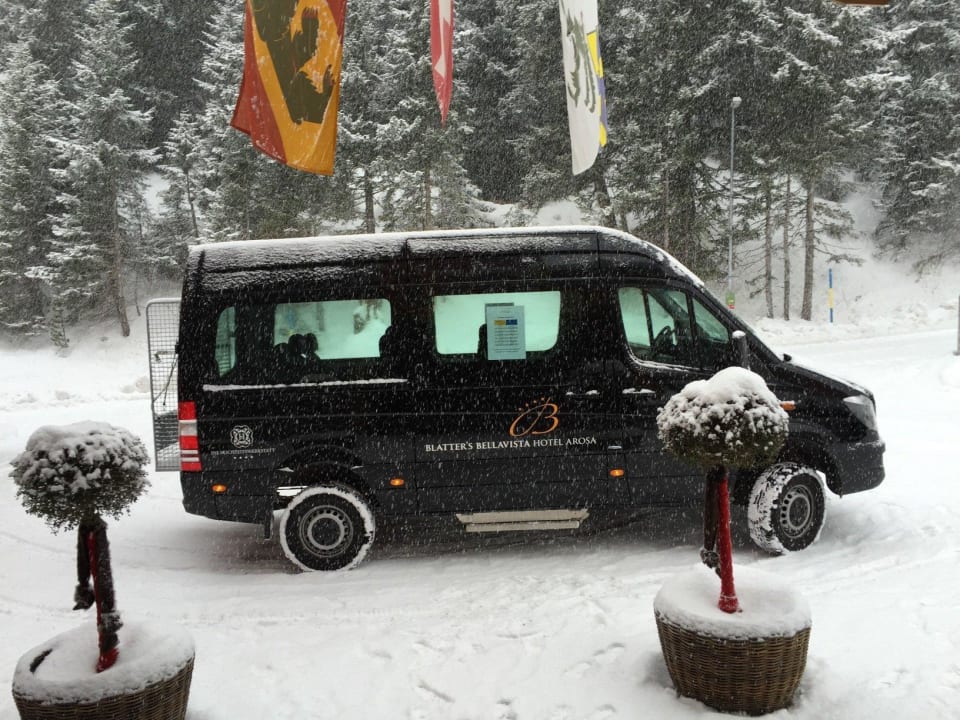 Shuttle Bus zu den Liftanlagen Blatter's Arosa Hotel