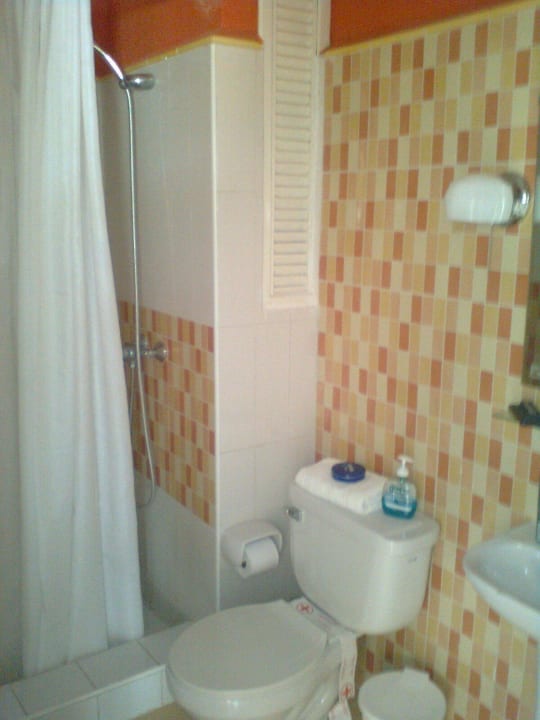 Bad Hotel Islazul Canimao