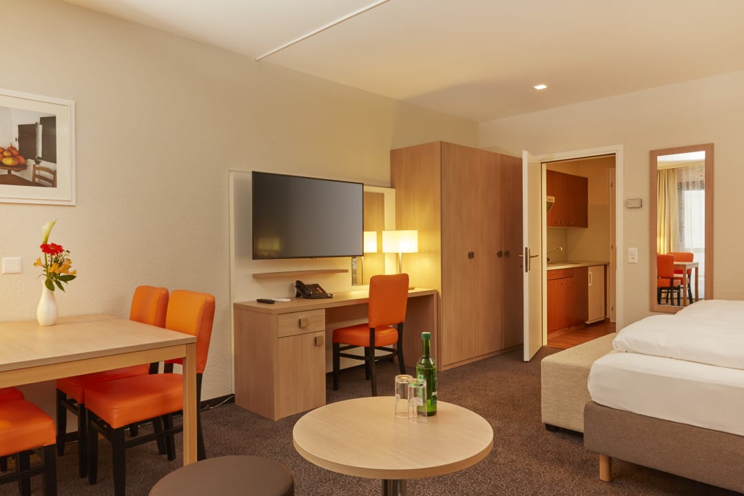 Zimmer H4 Hotel Arcadia Locarno