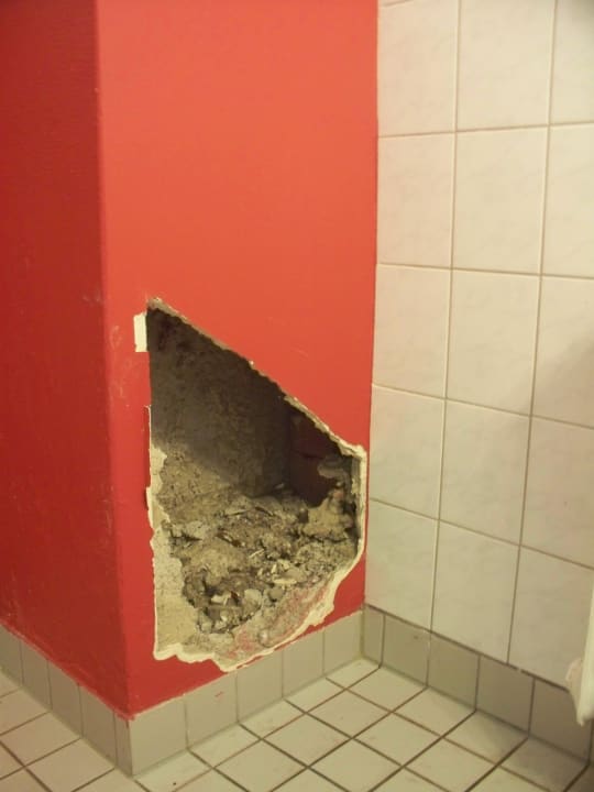 Damentoilette Hotel Atlas Sport