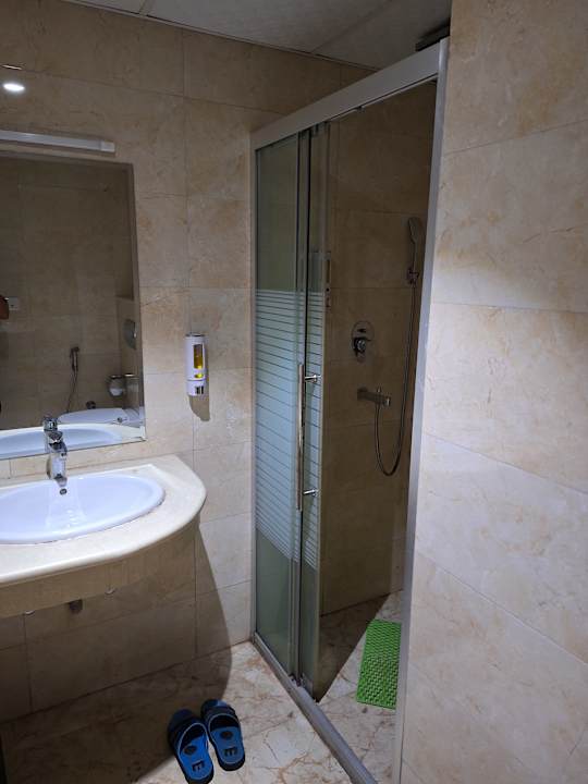 Zimmer Hotel Mirage Regency