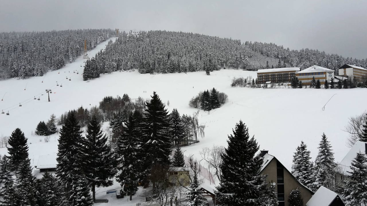 Blick aus dem Hotelzimmer Best Western Ahorn Hotel Oberwiesenthal - Adults only