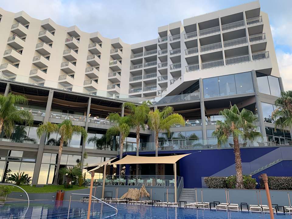 Außenansicht Hotel Baia Azul