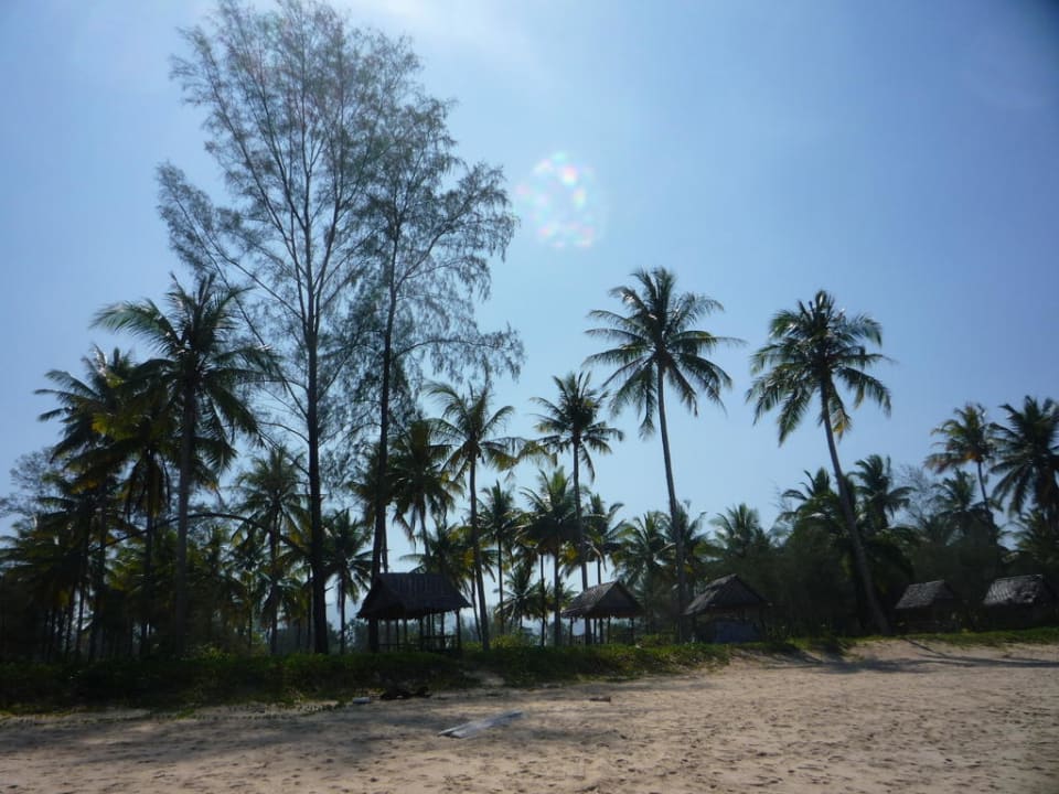 Strandspaziergang Khaolak Orchid Beach Resort