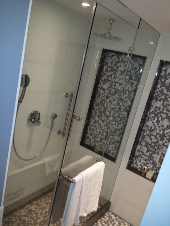 Bad Hilton Rotterdam