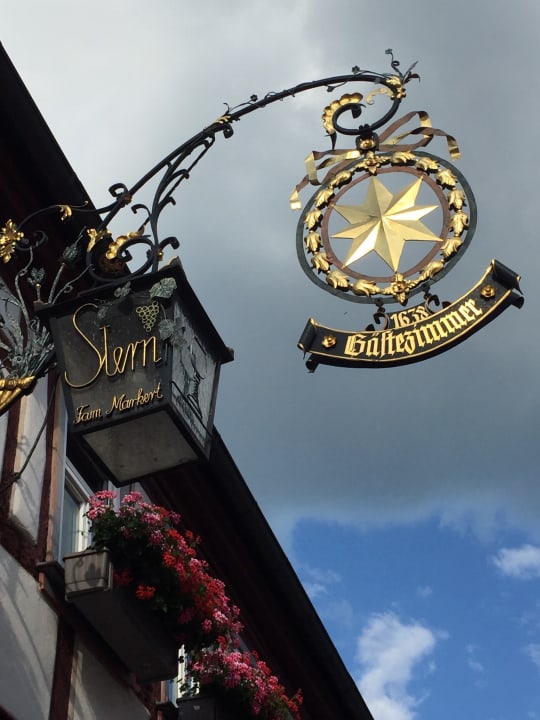 Außenansicht Hotel Weinhaus Stern