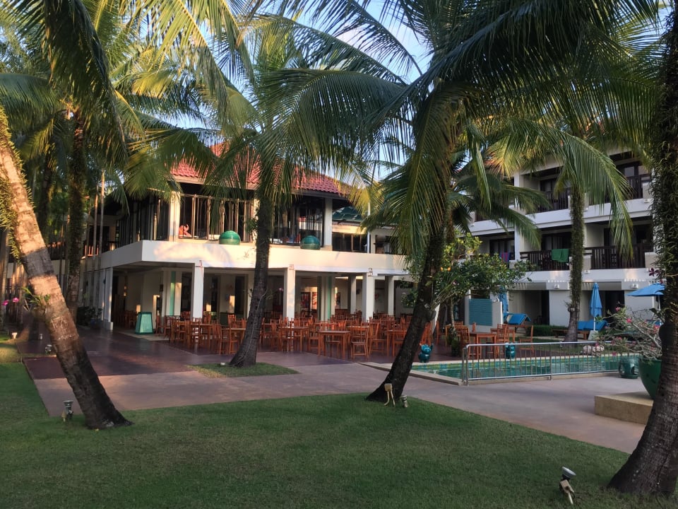 Frühstücksterrasse The Briza Beach Resort Khaolak