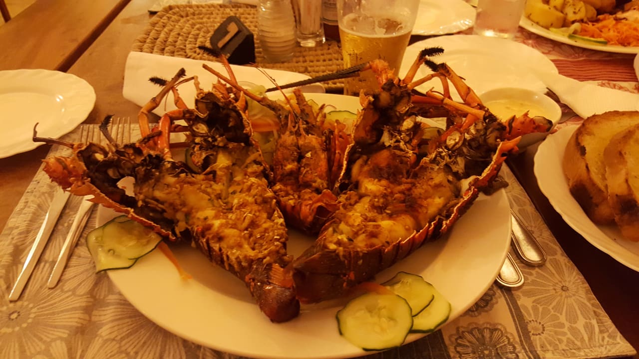 Restaurant Bahari Beach Hotel