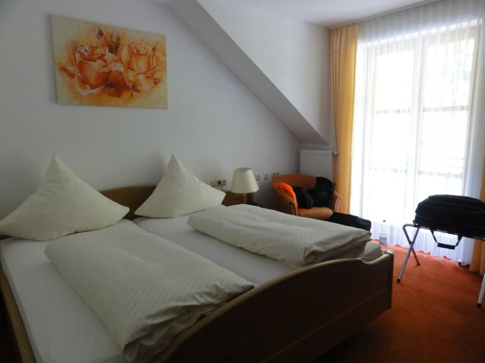 Blick ins Zimmer Gasthof Pension Schmid