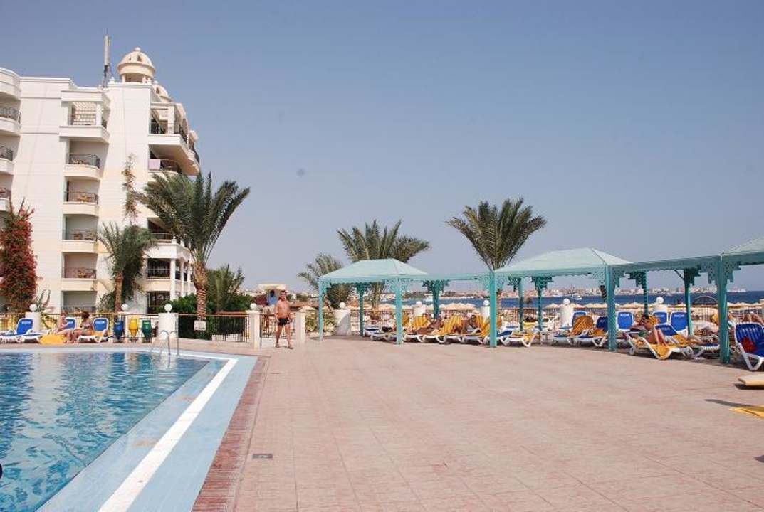 Basen SUNRISE Holidays Resort (Adults Only)