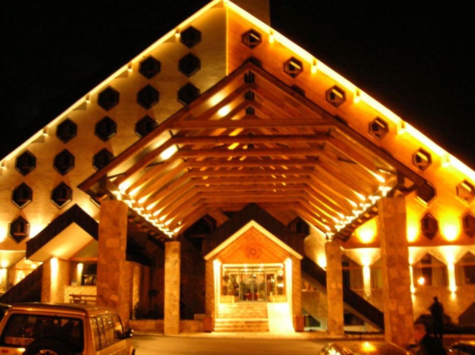 Fassade bei Nacht Hotel Bianca Resort & Spa
