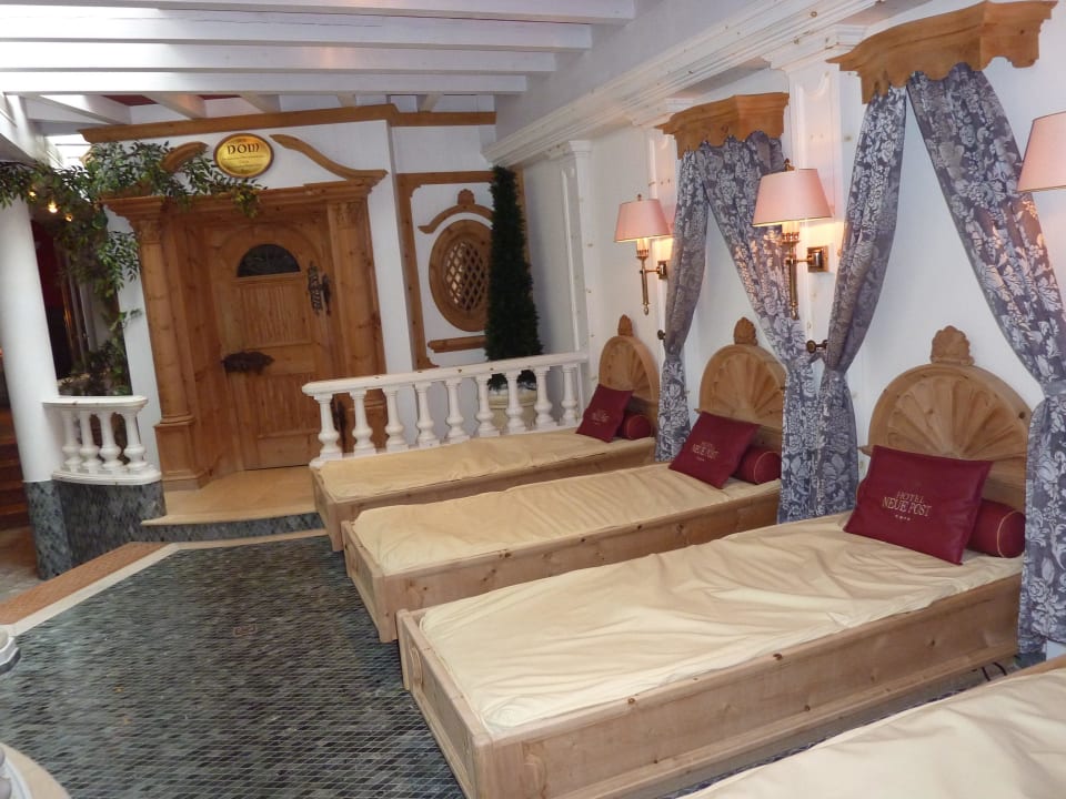 Wasserbetten im Wellnessbereich Hotel Neue Post