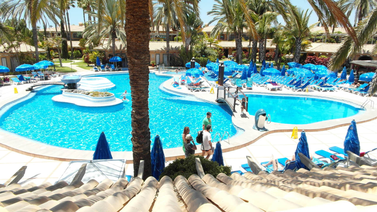 Hauptpool Suites & Villas by Dunas