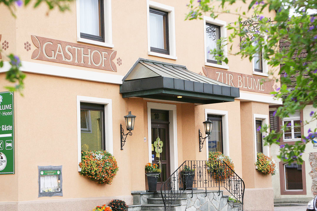 Blume Außenansicht Hotel Gasthof Zur Blume