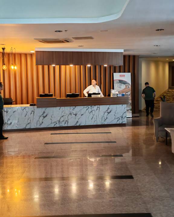 Lobby Narcia Resort Side