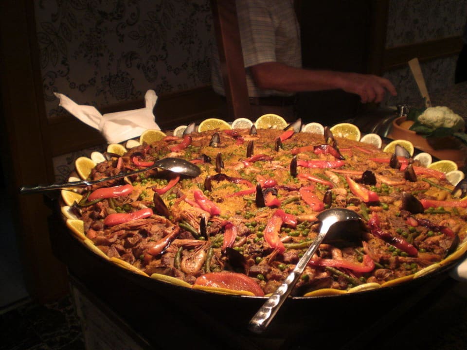 Riesen Pfanne Valentin Reina Paguera