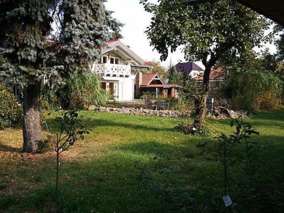 Parkähnlicher großer Garten 1800m² & alten Bäumen Villa Schweizerhaus