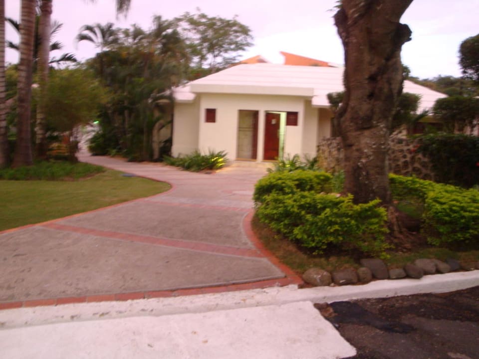 Bad an der Lobby BelleVue Dominican Bay