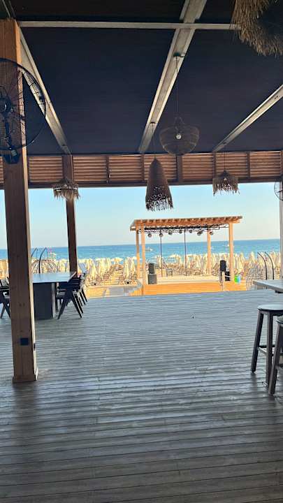 Strand Jacaranda Luxury Resort