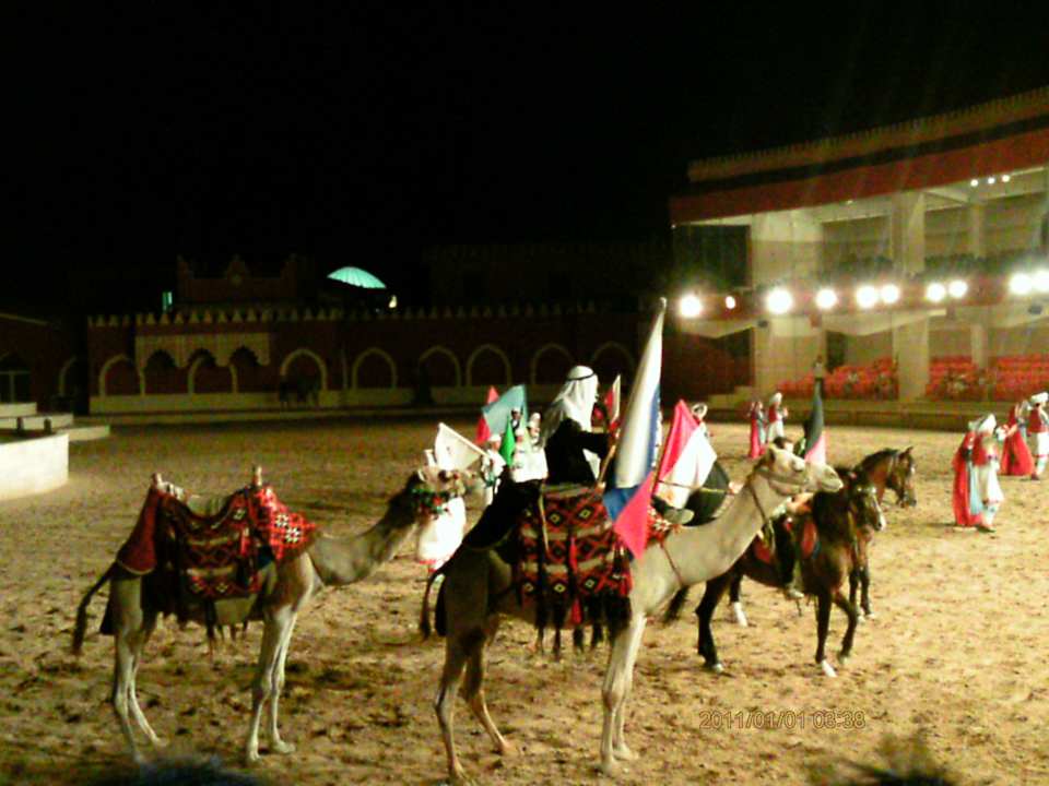 Abendliche Show Pickalbatros Alf Leila Wa Leila Resort - Neverland Hurghada