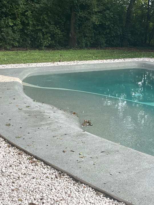 Pool BORGO GIUSTINIANI Mora Pero Melo