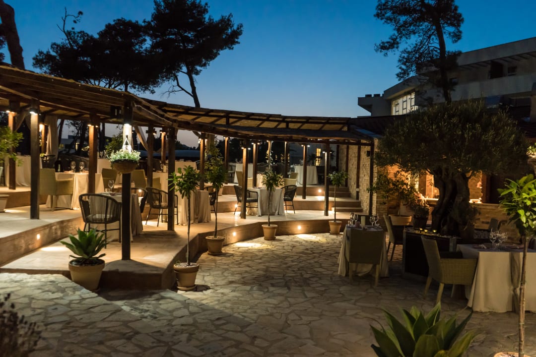 Gastro Azul Beach Resort Montenegro by Karisma