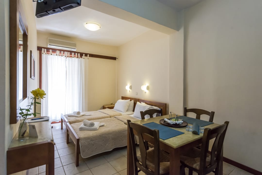 Zimmer Akroyali Hotel & Villas