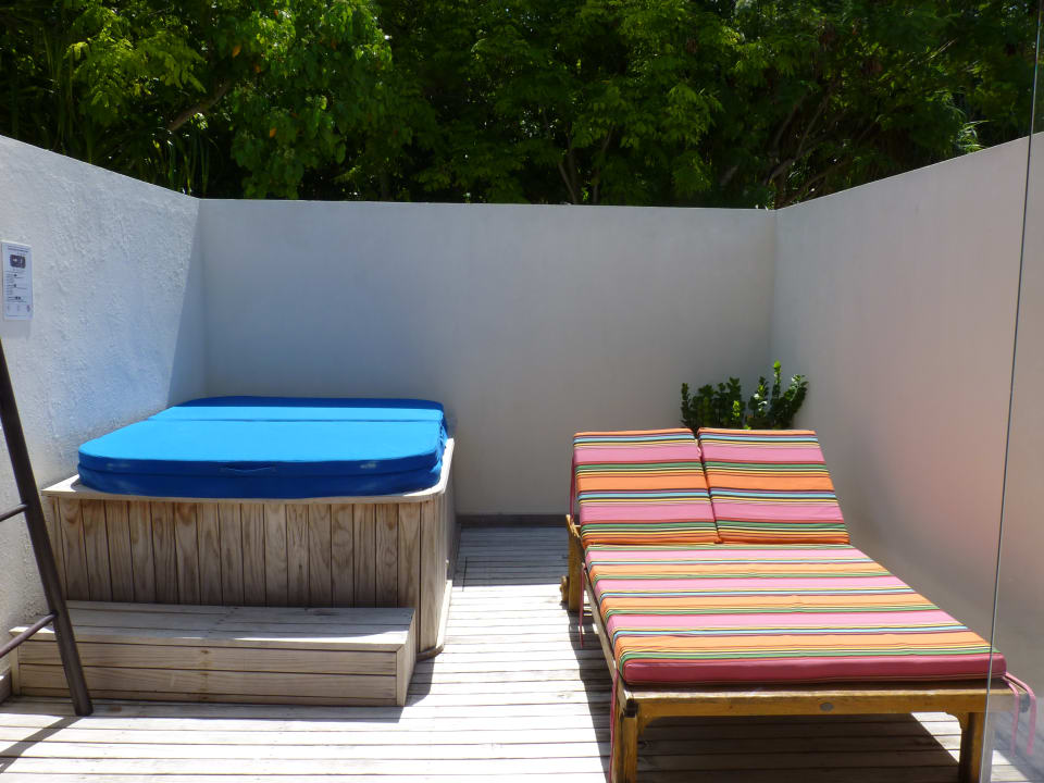 Zimmer Meeru Maldives Resort Island