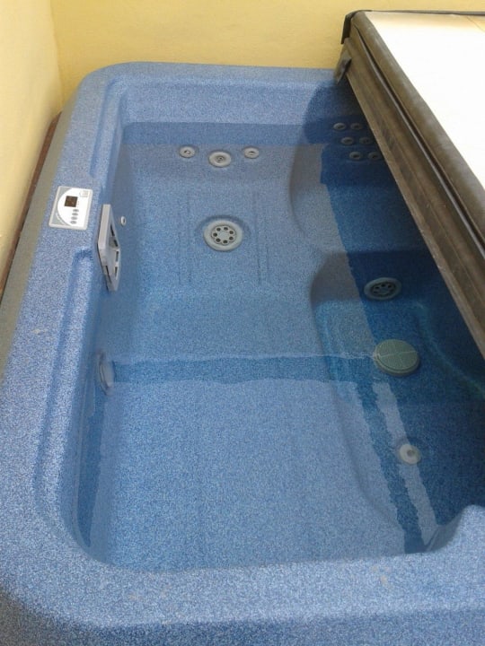 Royal Terrace behitzbarer Whirlpool Zafiro Bahia