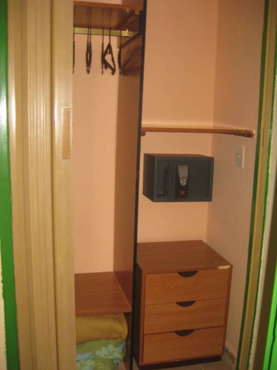 Sehr kleiner Schrank Sol Hicacos Varadero