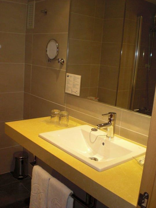 Bad Hotel Pabisa Chico