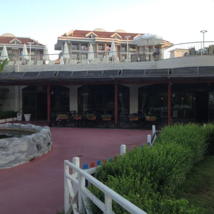 Außenansicht Hotel Turan Prince