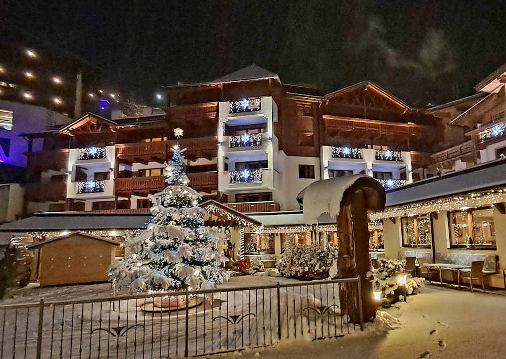 Außenansicht Hotel Klausnerhof