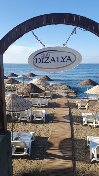 Strand Club Dizalya