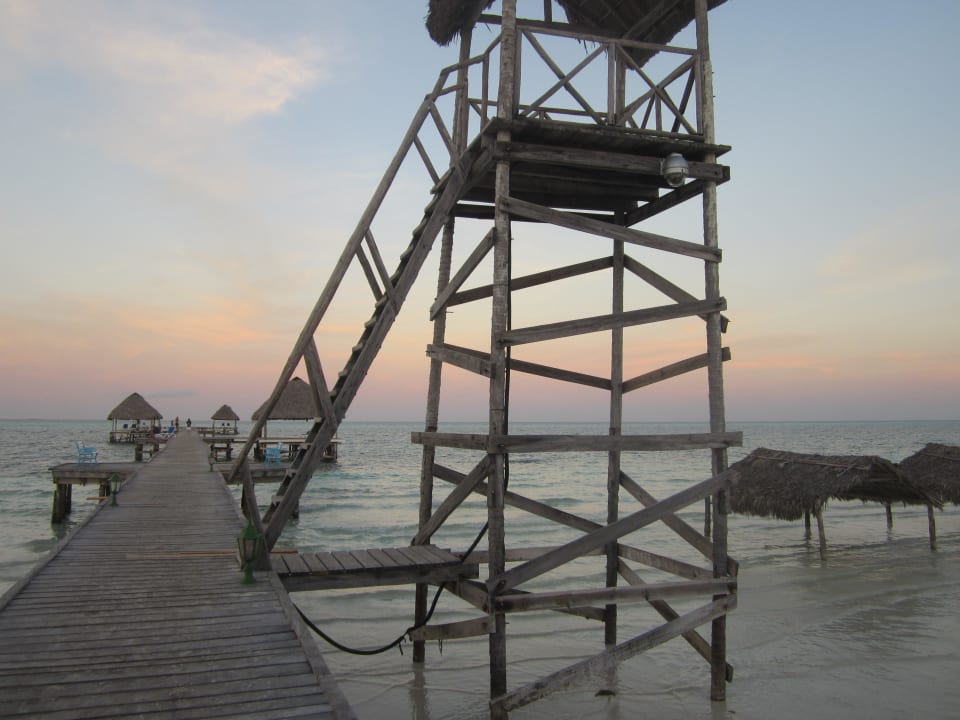 Pier Hotel Camino del Mar Cayo Guillermo