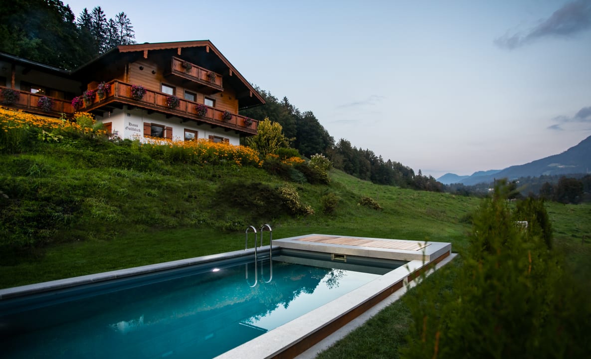 Pool Gästehaus Göllblick