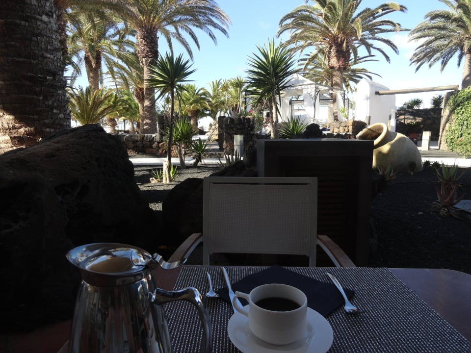 Terrasse des Restaurants Paradisus by Meliá Salinas Lanzarote