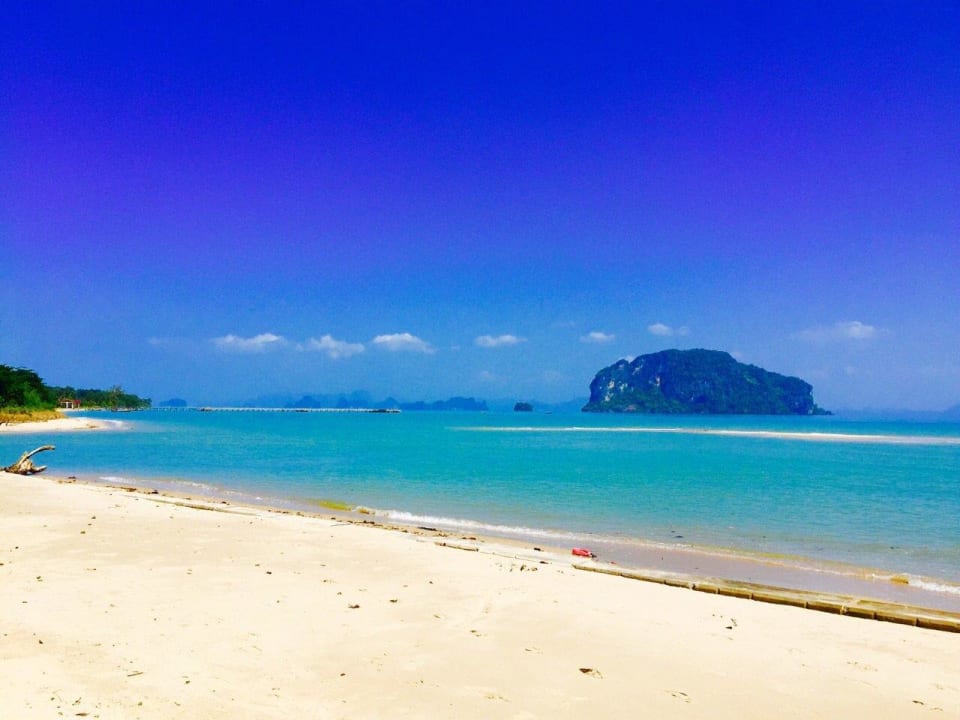 Strand bei Flut Koh Yao Yai Village