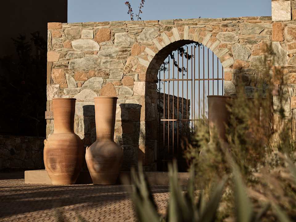 Gastro Acro Suites A Wellbeing Resort